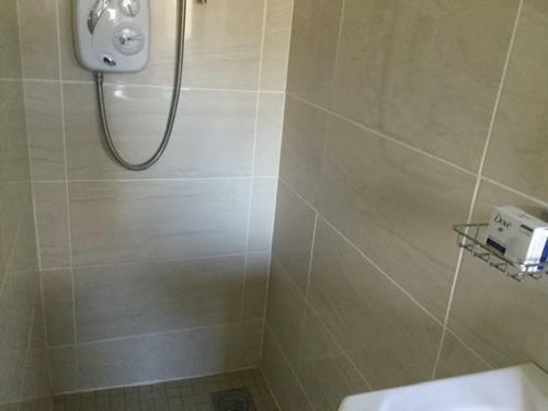 Adare Luxury Riverside Apartment