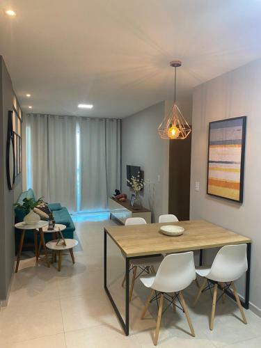 Nov�ssimo Apartamento C/ Varanda A 300 M Da Praia