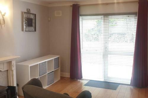 Fabulous Apartment In Eyre Square Quiet With Parking