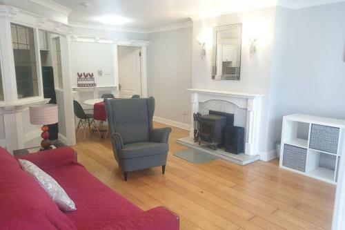 Fabulous Apartment In Eyre Square Quiet With Parking