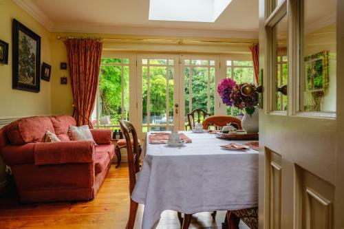 Brooklawn House Bed And Breakfast