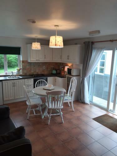 Lorna's Apartment Self Catering Holiday Home