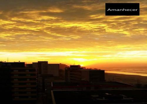 Apartamento Mongagu� - P� Na Areia - 2 Quartos - 6 Pessoas