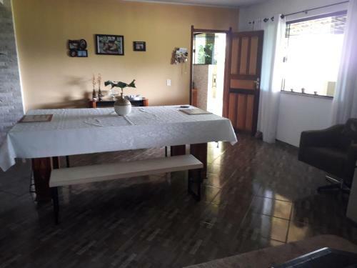 Casa Ampla Com Vista Para As Montanhas