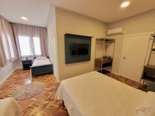 Hostal Pousada Paranagu� Lodge