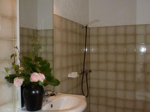 Holiday Home Camping Des Bains St. Honorelesbains
