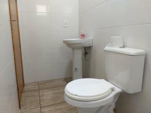 Hostal Guesthouse Capit�o 847