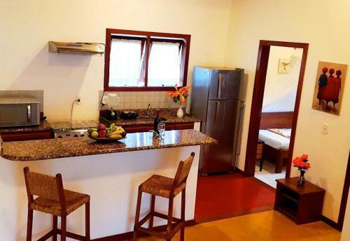 Apartamento Na Praia Com Charme, Piscina, Condominio