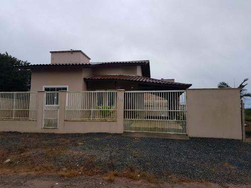 Casa Pi�arras Sc 15 Min Beto Carrero