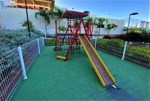 Apartamento Bali Beach Vista Mar Em B. Pi�arras/sc