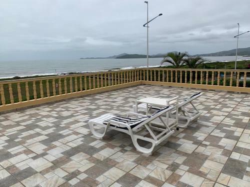 Casa De Frente Pro Mar Com 4 Su�tes Baln. Pi�arras