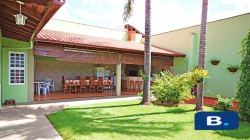 Casa Cat�nia