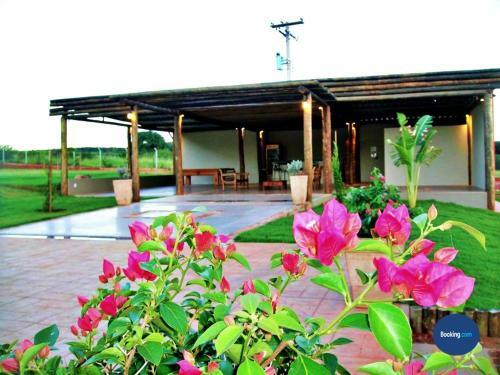 Ch�cara Montalcino, 5m Dos Parques!