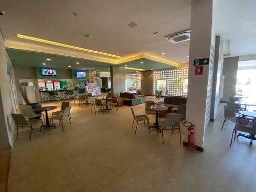 Hot Beach Suites