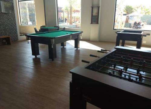 Hot Beach Suites Olimpia