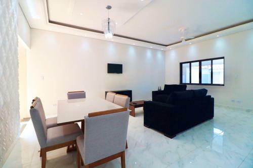 Imperdivel Casa A 450 Metros Do Mar Em Peruibe Sp