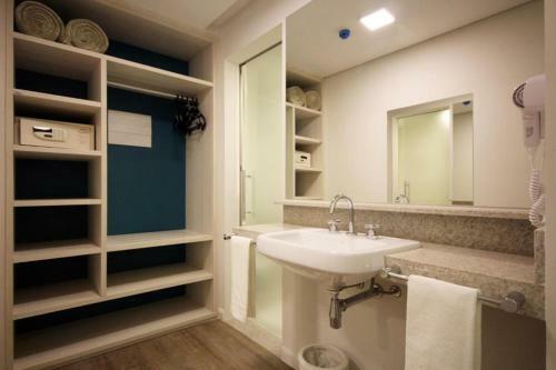 Apartamento Hot Beach Su�tes Hotel Olimpia Sp