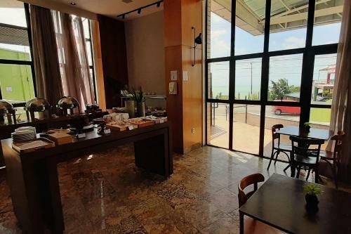 Hotel Natal Plaza Requinte, Conforto E Vista Para O Mar