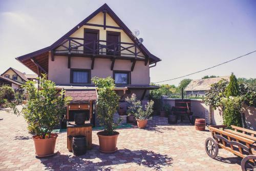 Hostal Barackos Wellness Villa F�t