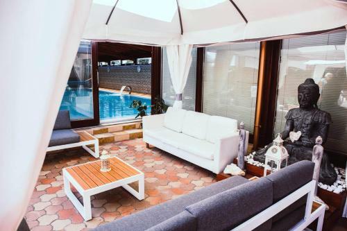 Hostal Barackos Wellness Villa F�t