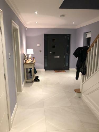 Hostal 1 Luxurious Room In Family Home