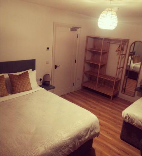 Hostal Cedar Lodge