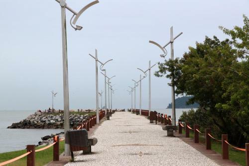 Curta Praia De Arma��o - Casa Girassol