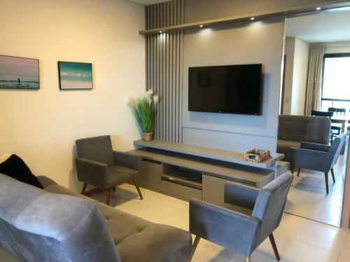 Apartamento Itacolomi Oceanic: Piscina Aquecida E Praia � 60m