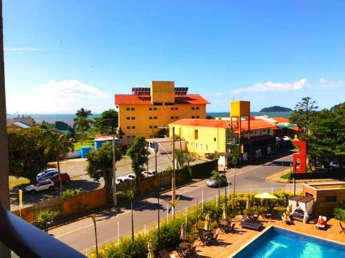 Apartamento Itacolomi Oceanic: Piscina Aquecida E Praia � 60m
