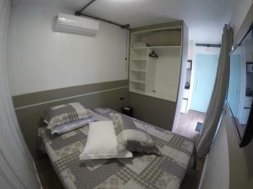 Hostal Vila Container