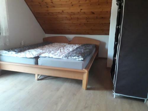 Gyop�rosi Vend�gh�z