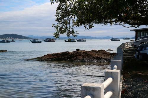 Curta Praia De Arma��o Casa Hort�nsia