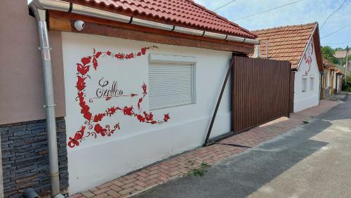 Gy�ngy Apartmanh�zak
