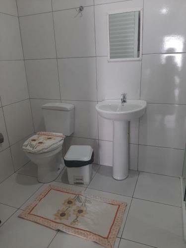 Casa Bem Localizada! 1km Da Praia!