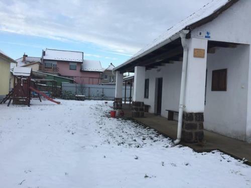 Hostal Oncsa Vend�gh�z