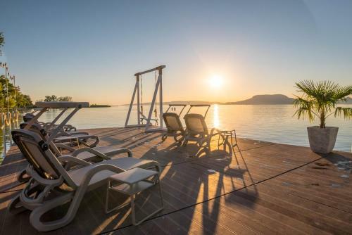 Sunset Plage Apartman Fony�d