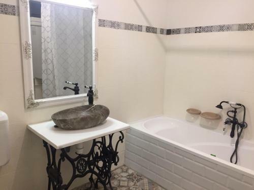 V�rhegy Vend�gh�z