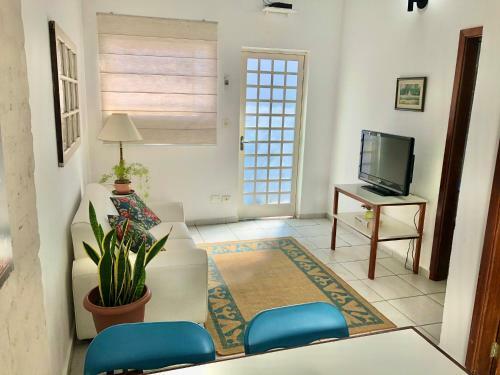 Casa Com �tima Localiza��o