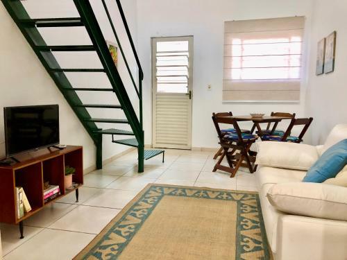 Casa Com �tima Localiza��o