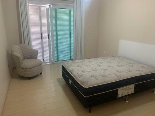 Reveillon Com Piscina Na Praia Grande