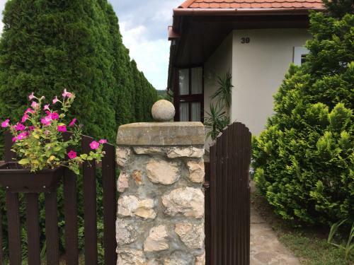 Hostal Marta Guest House