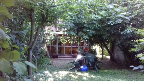 Fl�ra Apartman
