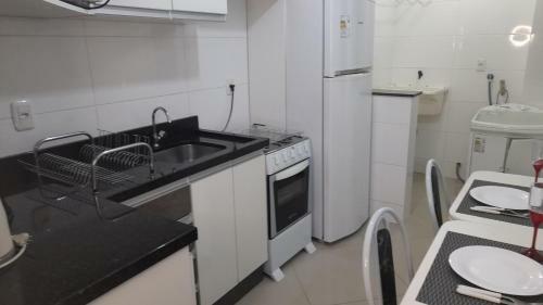 Apartamento Apto 204, Direto Com Propriet�rio, 400m Das Termas
