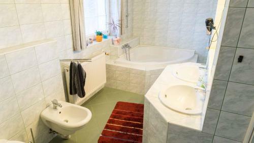 M�rta Apartman Gy?r