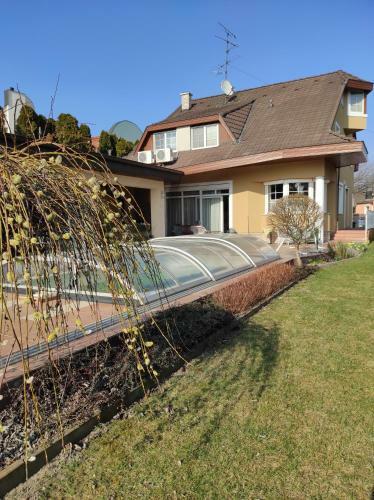 M�rta Apartman Gy?r