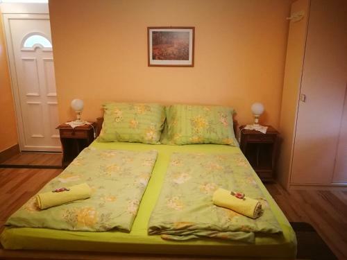 Hostal City Camping& Apartman &bungalow