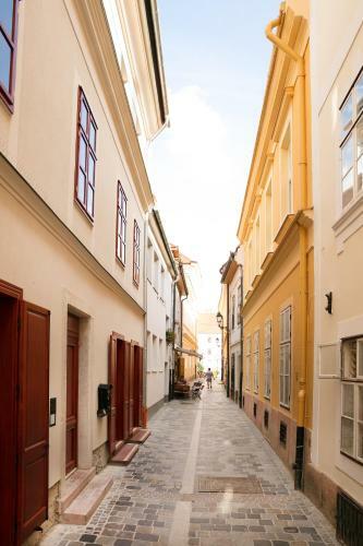 Apartamento F?t�r Rezidencia