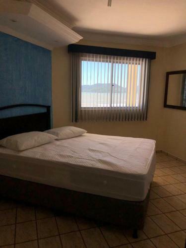 Apartamento Cobertura Frente Mar