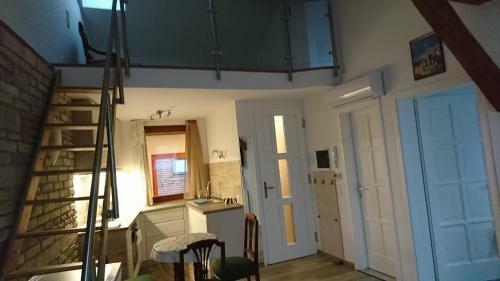 Kisfaludy K�roly Apartman
