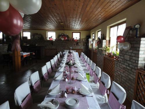 Bed & Breakfast Vikt�ria Lovas Panzi�